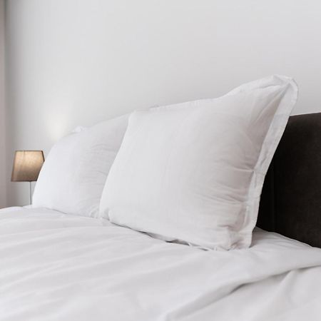 Modern 1-Bedroom Apartments 플로브디프 외부 사진