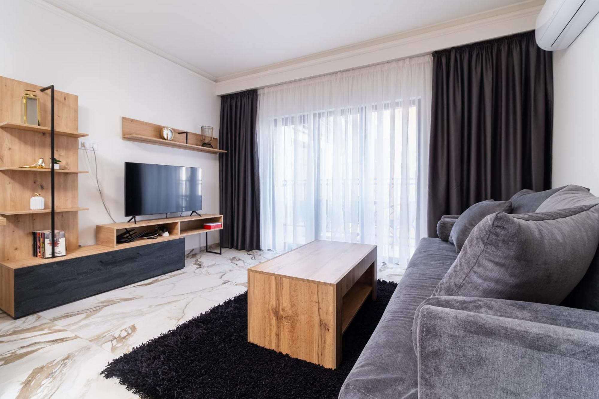 Modern 1-Bedroom Apartments 플로브디프 외부 사진