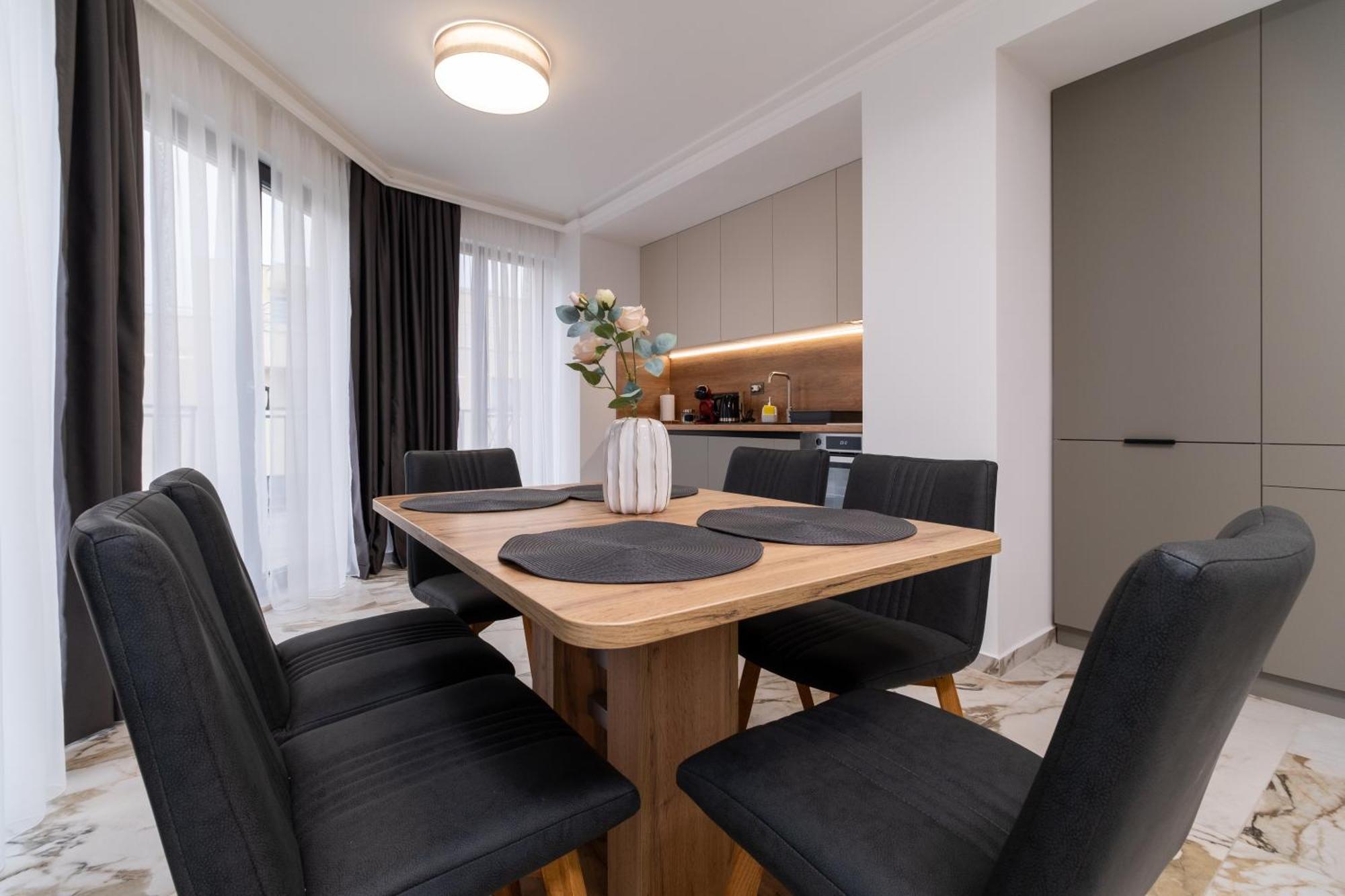 Modern 1-Bedroom Apartments 플로브디프 외부 사진