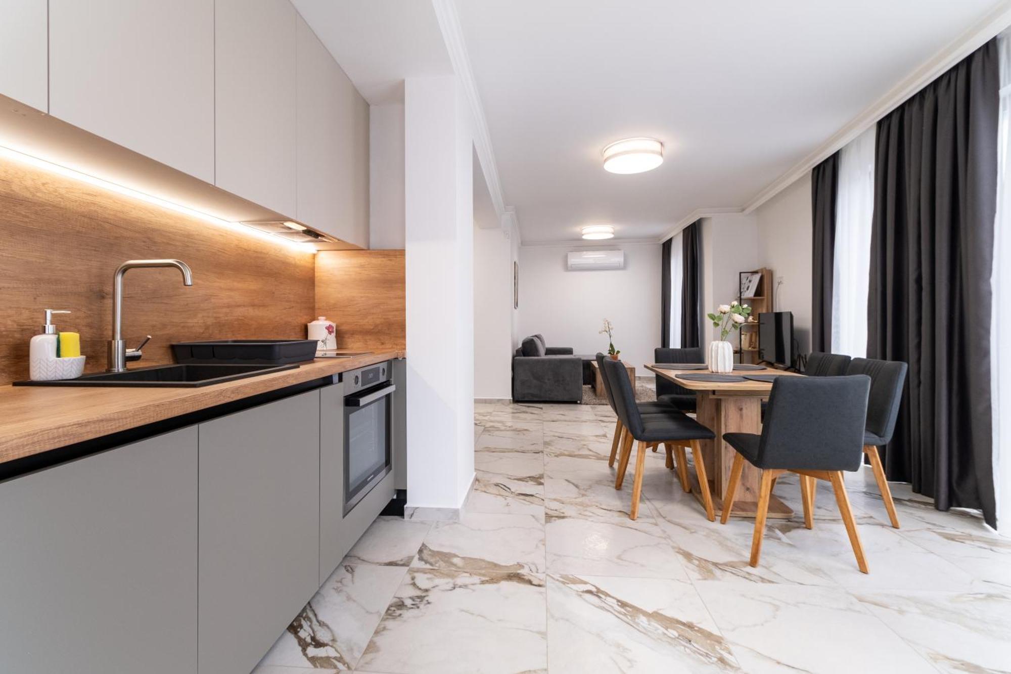 Modern 1-Bedroom Apartments 플로브디프 외부 사진
