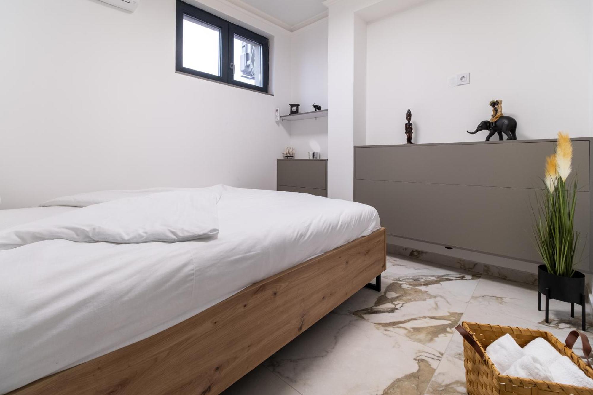 Modern 1-Bedroom Apartments 플로브디프 외부 사진