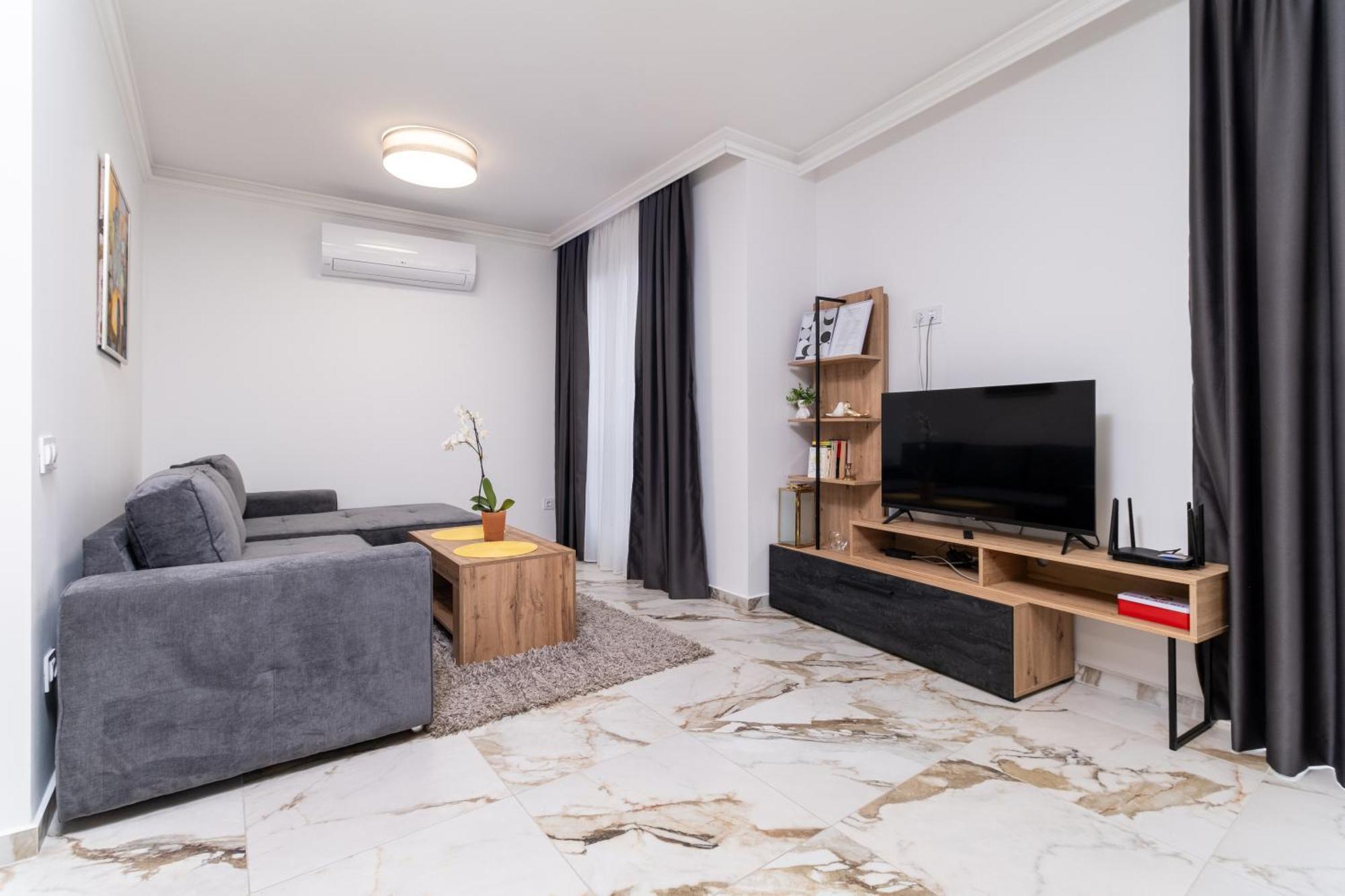 Modern 1-Bedroom Apartments 플로브디프 외부 사진