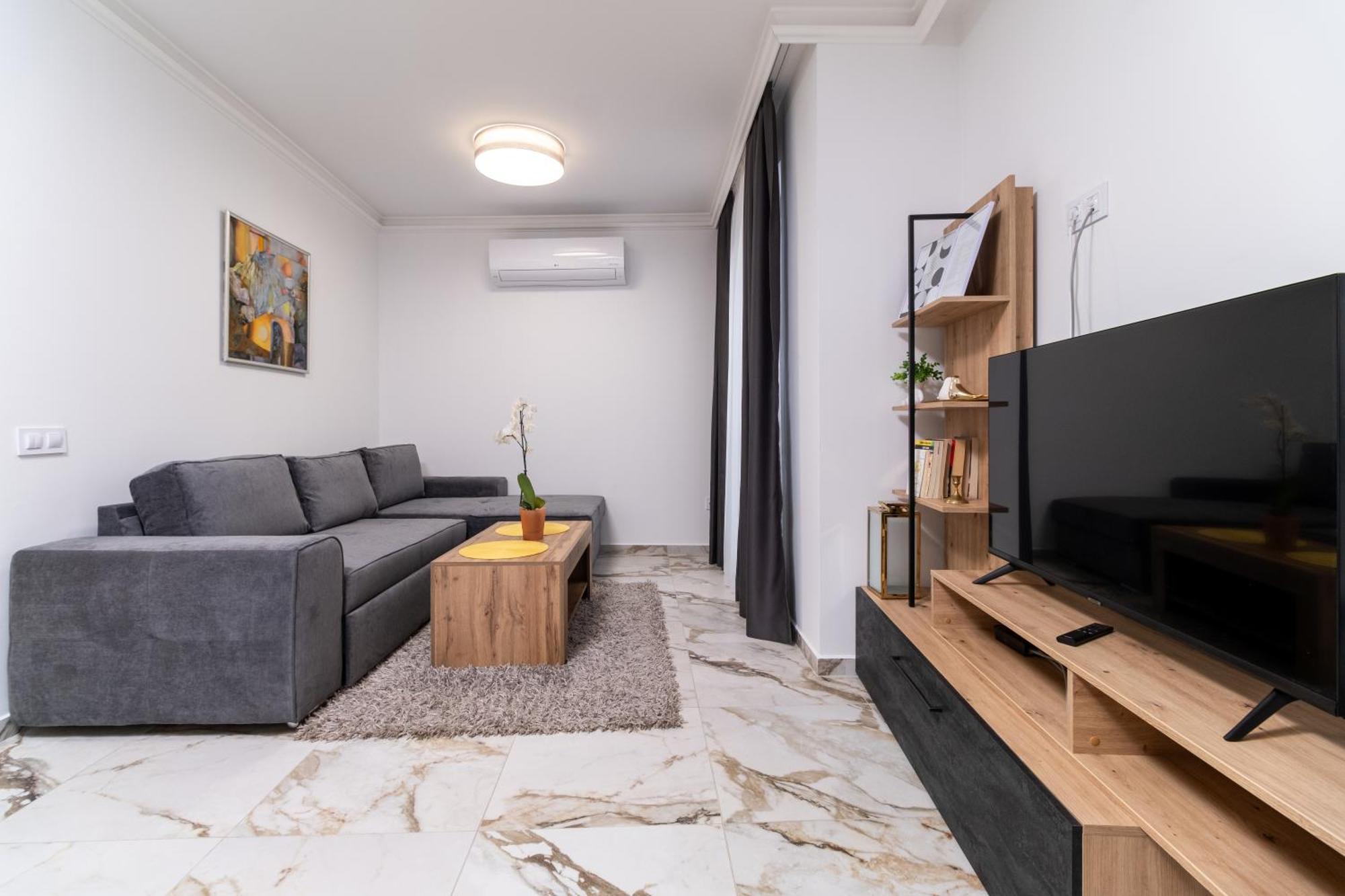 Modern 1-Bedroom Apartments 플로브디프 외부 사진